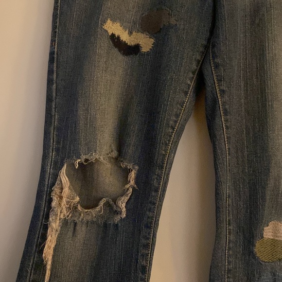 Levi’s Straight Leg Patch Jeans - Picture 2 of 7